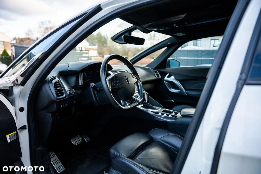 DS Automobiles DS 5 - 8