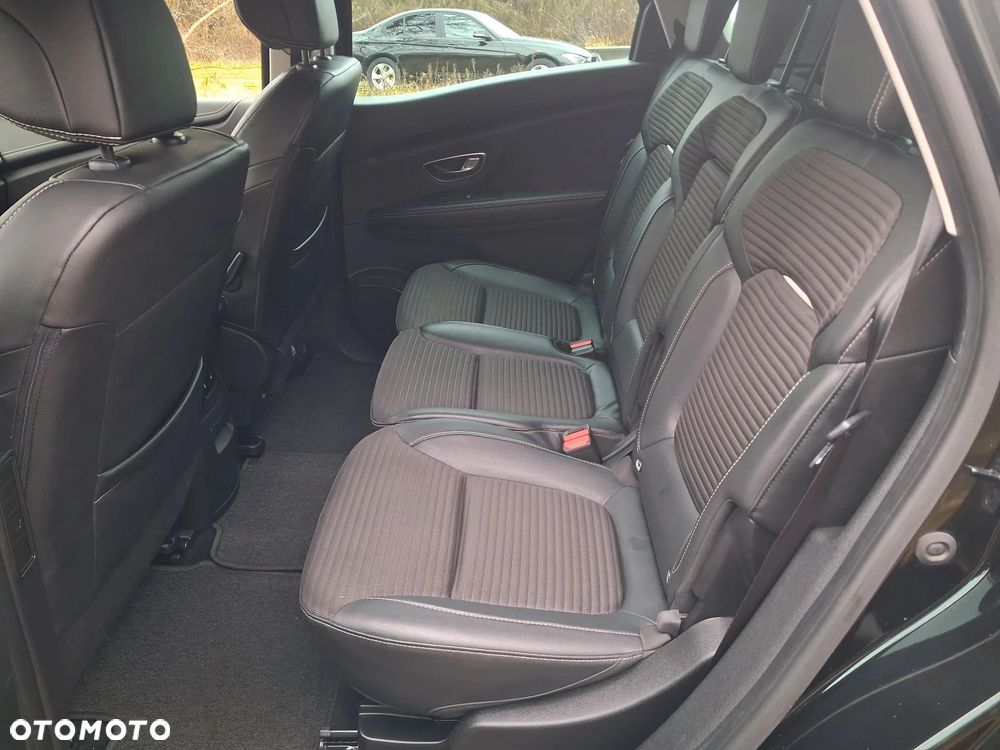 Renault Scenic BLUE dCi 120 BUSINESS EDITION - 19