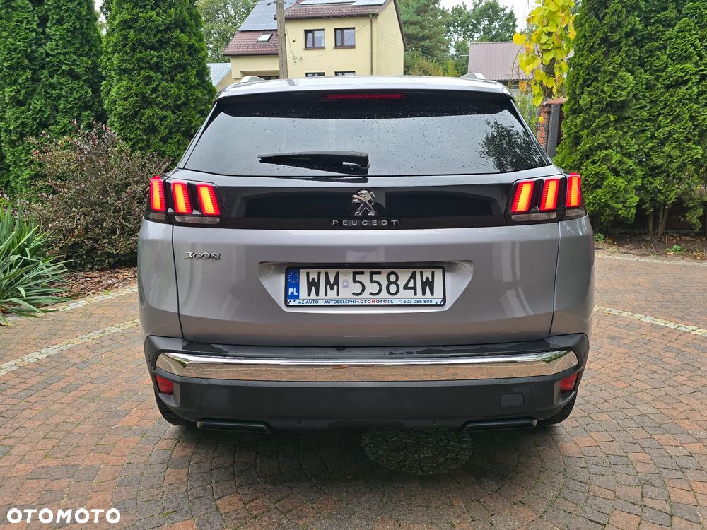 Peugeot 3008 1.2 PureTech Allure S&S - 10
