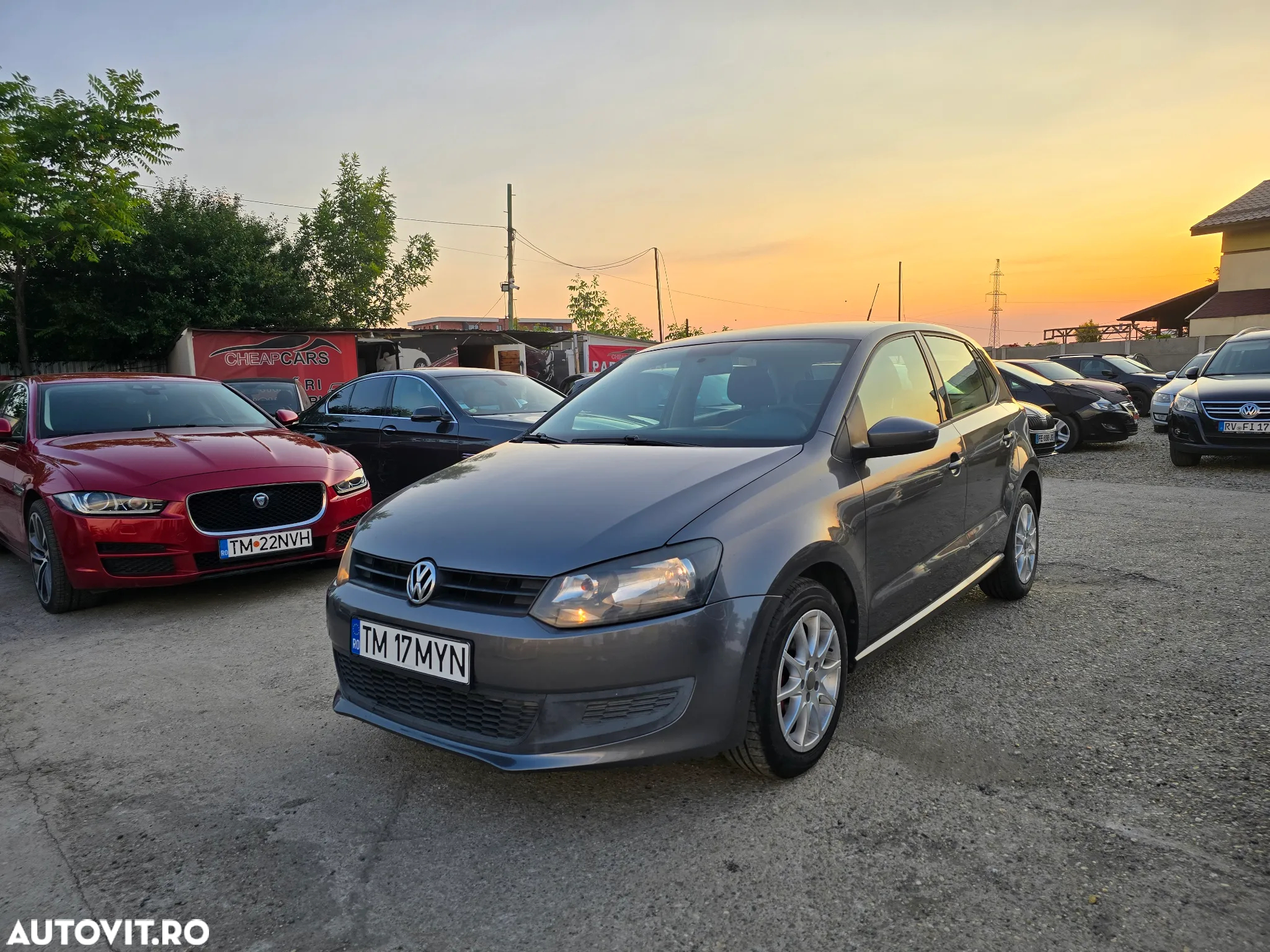 Volkswagen Polo 1.2 Trendline - 2