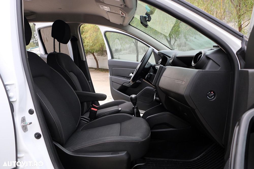 Dacia Duster 1.5 Blue dCi 4WD Prestige jante 17" - 15