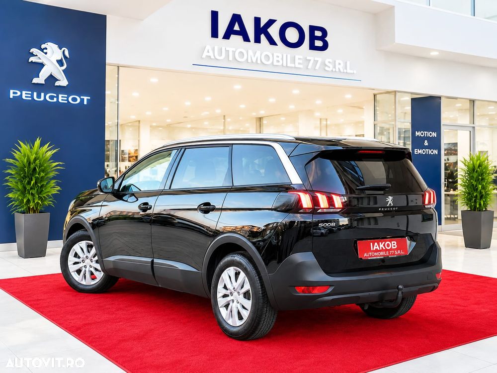 Peugeot 5008 - 3