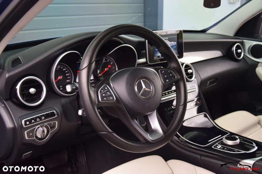 Mercedes-Benz Klasa C - 19