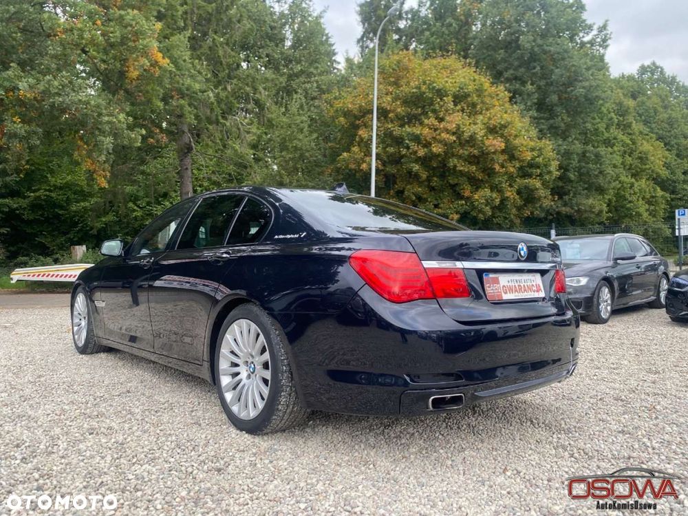 BMW Seria 7 - 29