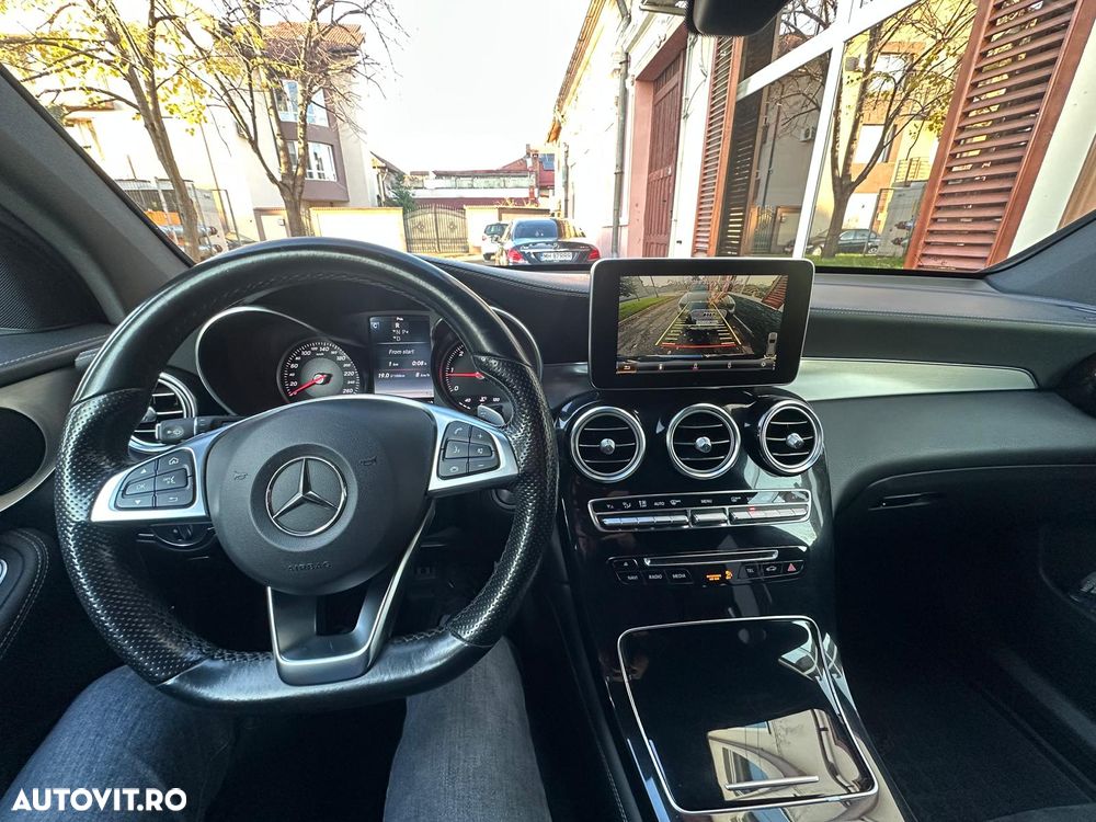 Mercedes-Benz GLC - 11