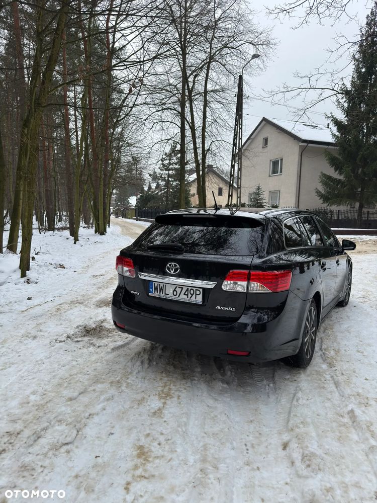 Toyota Avensis 2.2 D-4D Premium - 5