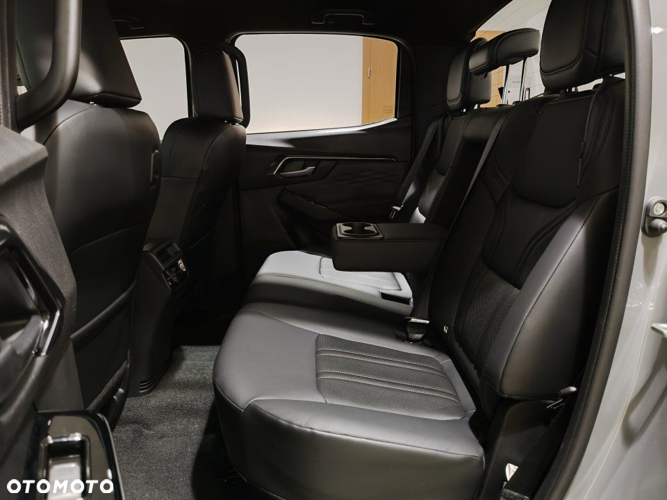 Isuzu D-Max - 8