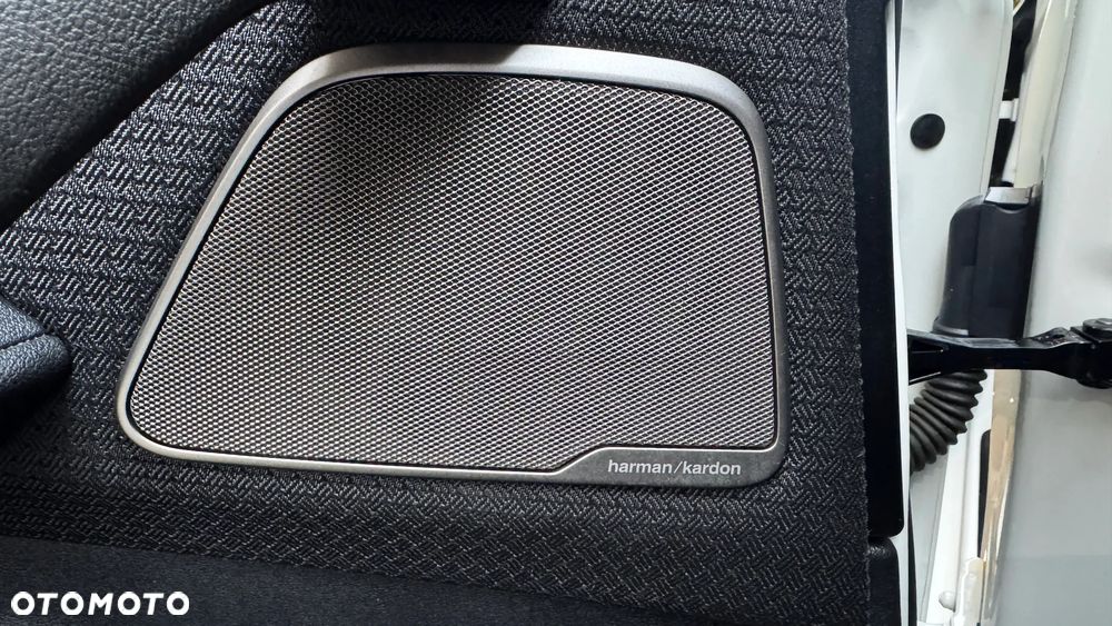 BMW Seria 5 520d Sport Line - 27