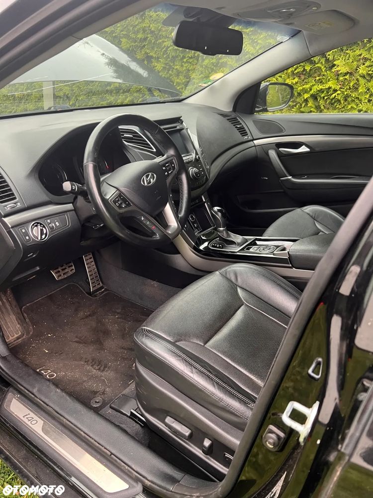 Hyundai i40 Kombi 1.7 CRDi DCT Premium - 13