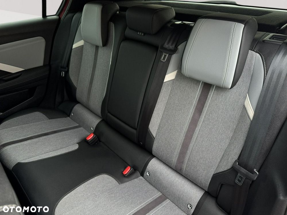 Opel Astra 1.2 T Elegance S&S - 27