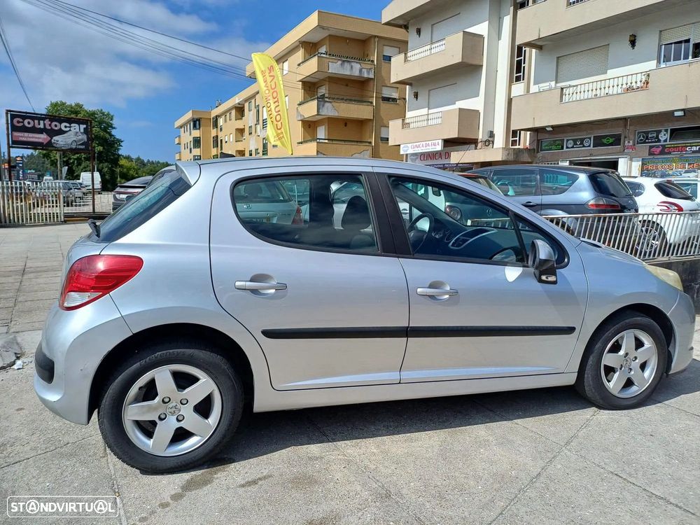Peugeot 207 1.4 16V Active - 5