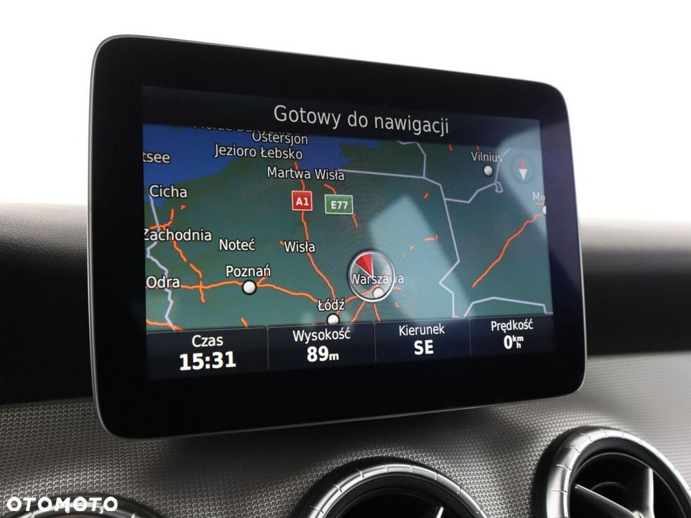 Mercedes-Benz CLA 180 Urban - 25