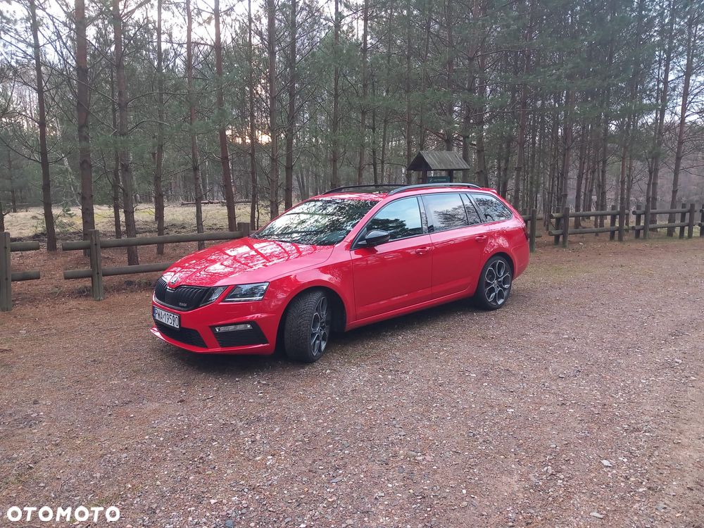 Skoda Octavia 2.0 TDI DSG RS - 2