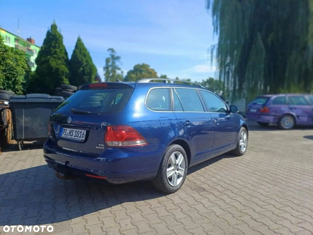Volkswagen Golf 1.6 TDI DPF BlueMotion Technology Comfortline - 8