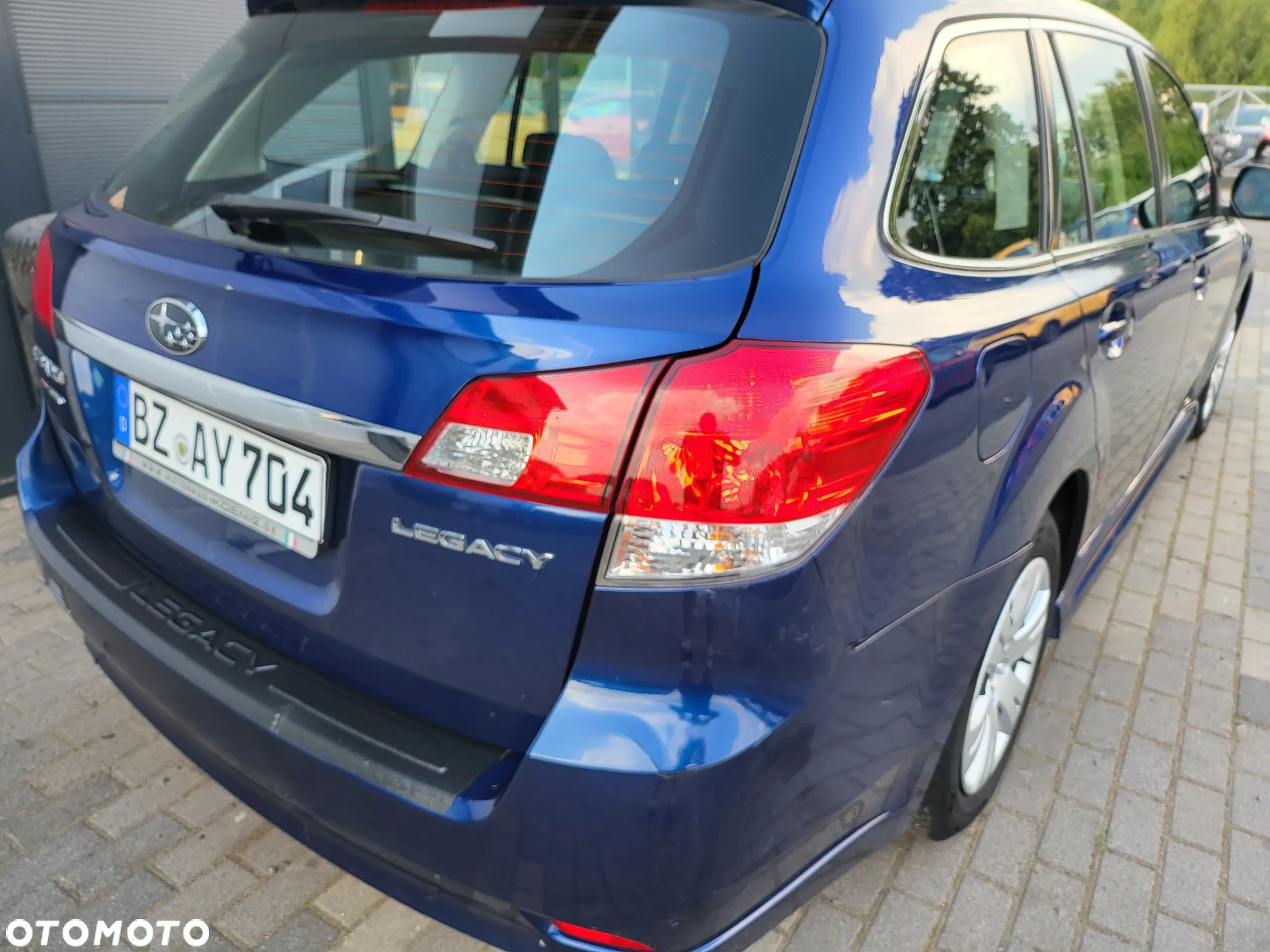 Subaru Legacy - 36