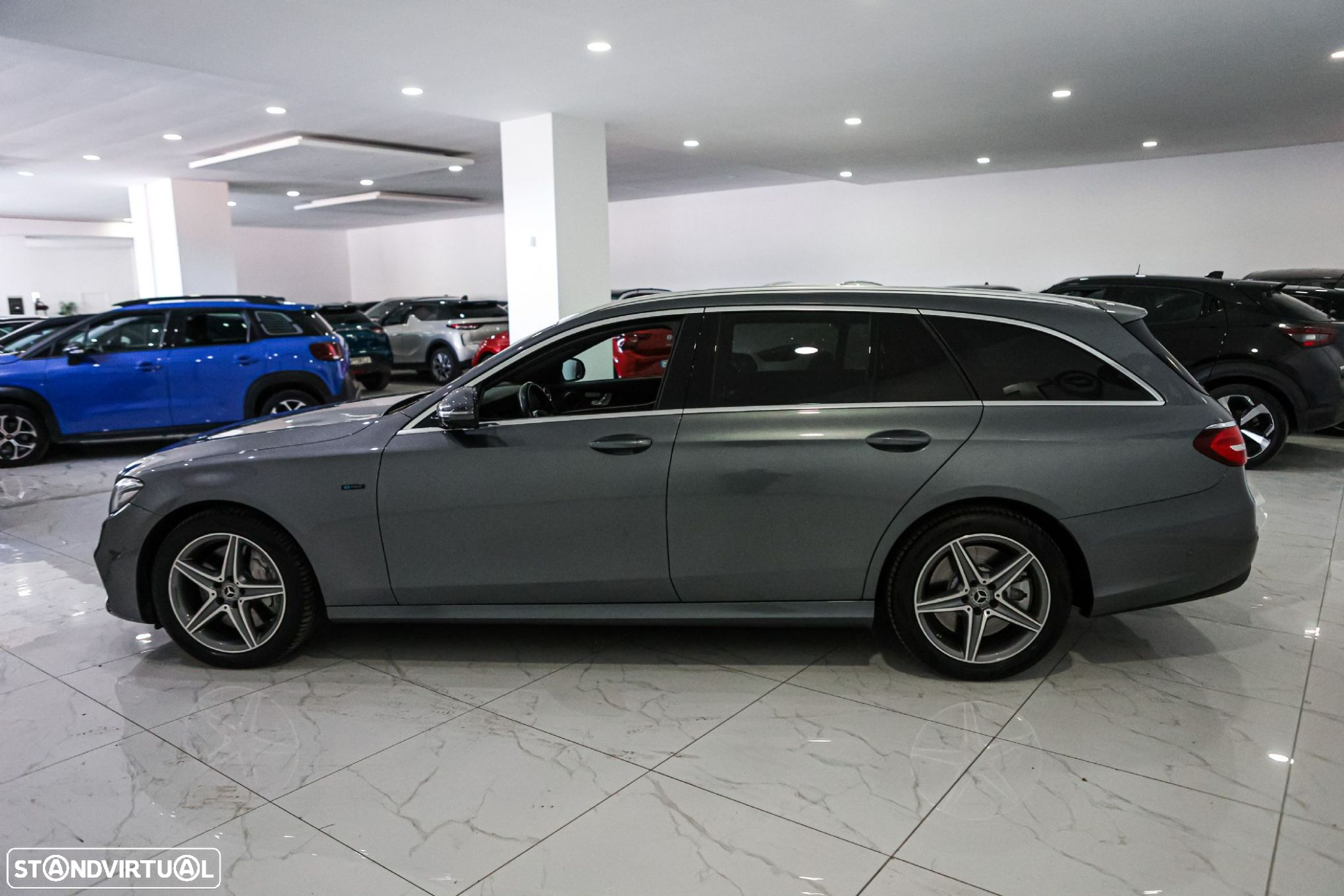 Mercedes-Benz E 300 de AMG Line - 6