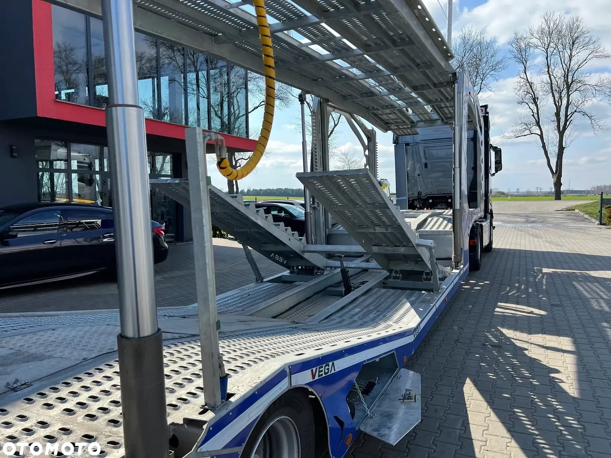 VEGA TRAILER CAR CARRIER - 20