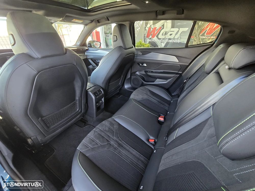 Peugeot 408 225 e-EAT8 GT - 29