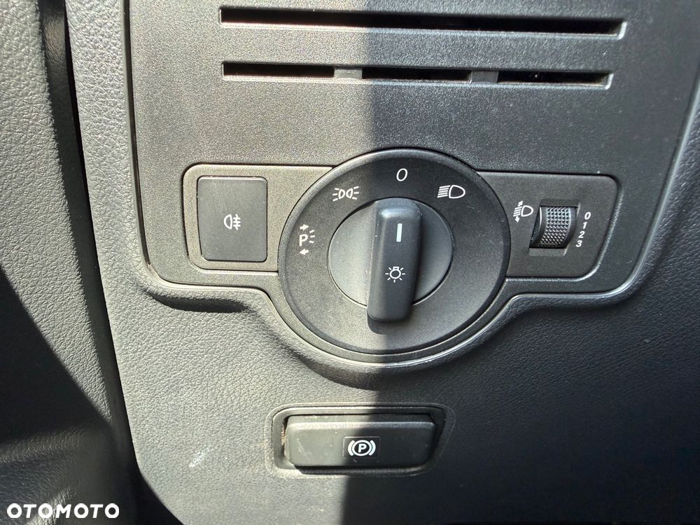 Mercedes-Benz Vito CDI Tourer Base 447.705 - 18