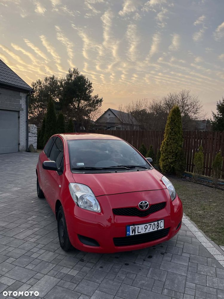 Toyota Yaris 1.0 Terra A/C - 1