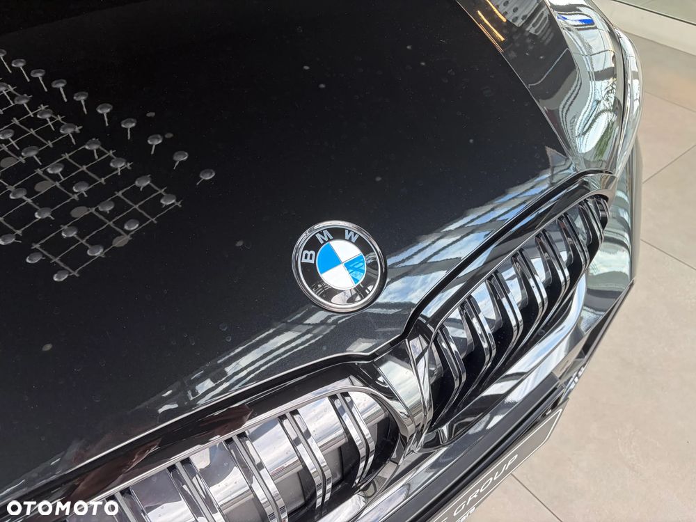 BMW Seria 3 320d mHEV - 11