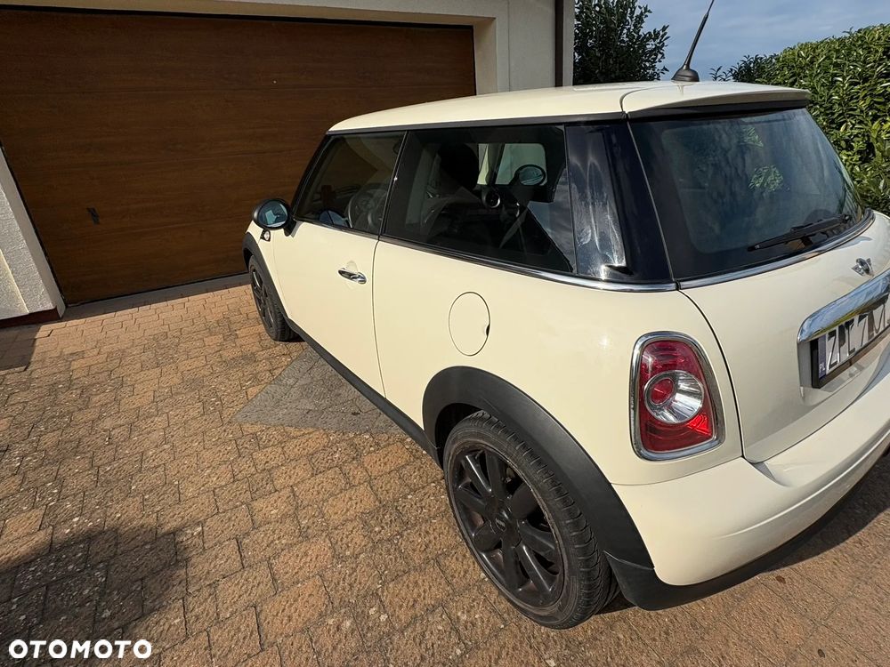MINI ONE Standard - 4