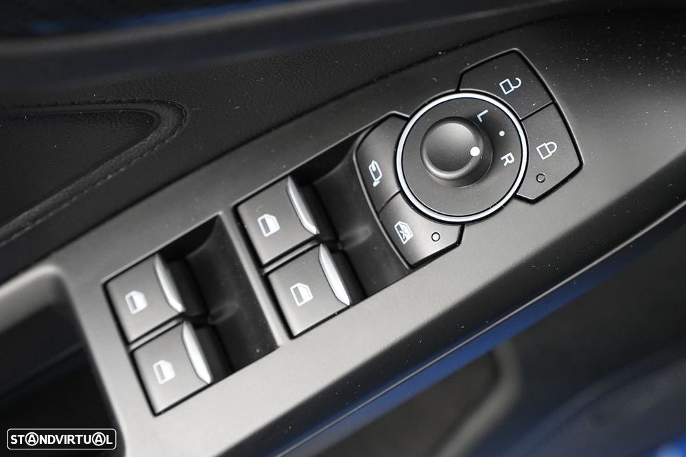 Ford Focus 1.0 EcoBoost MHEV ST-Line - 19