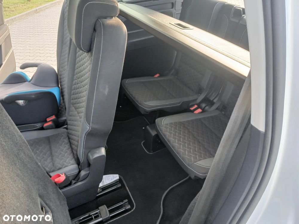 Volkswagen Touran 1.6 TDI SCR (BlueMotion Technology) DSG Comfortline - 27