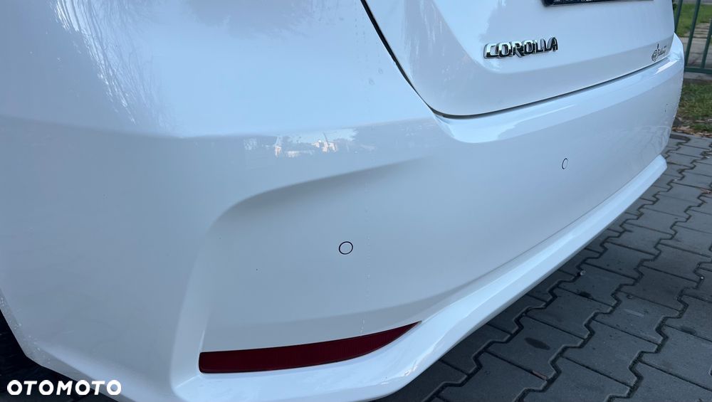 Toyota Corolla - 12