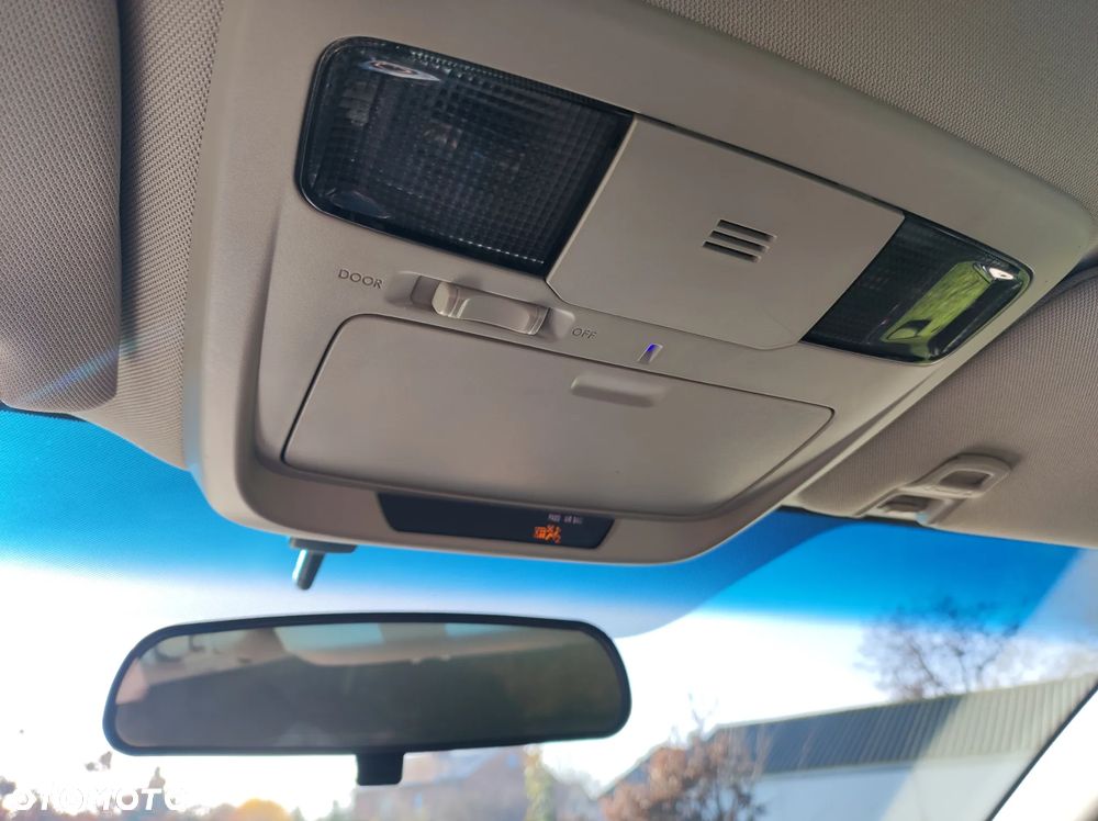 Subaru Outback 2.5i Exclusive - 16