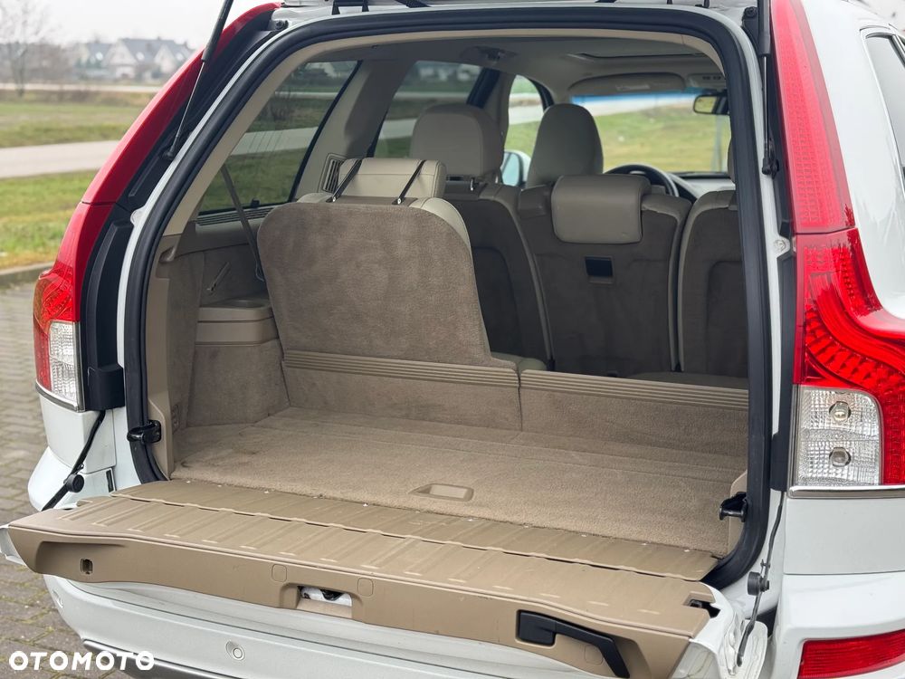 Volvo XC 90 - 11
