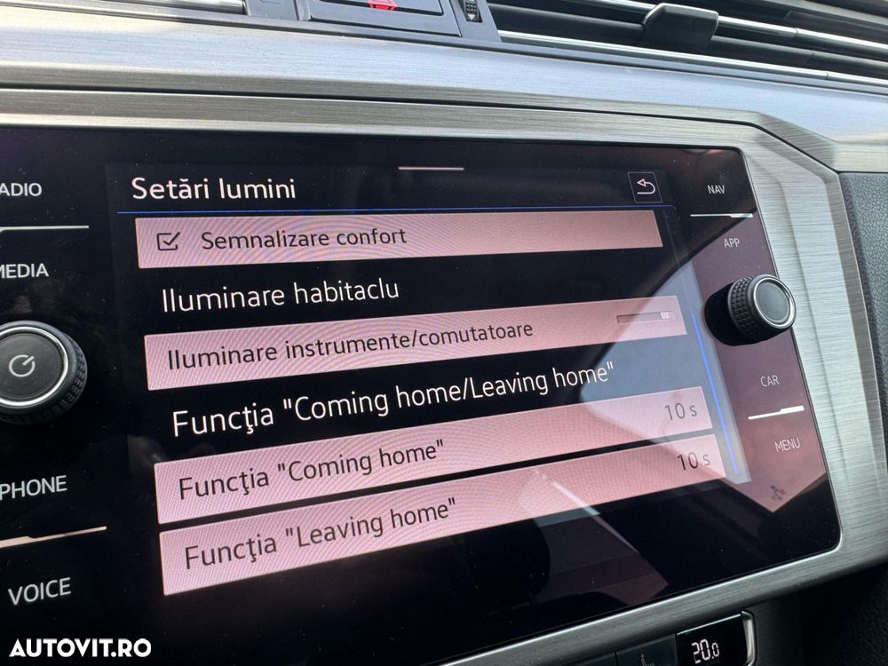 Volkswagen Passat 2.0 TDI DSG Advance - 21
