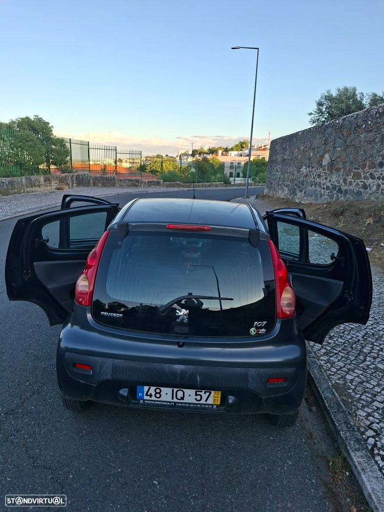 Peugeot 107 - 8