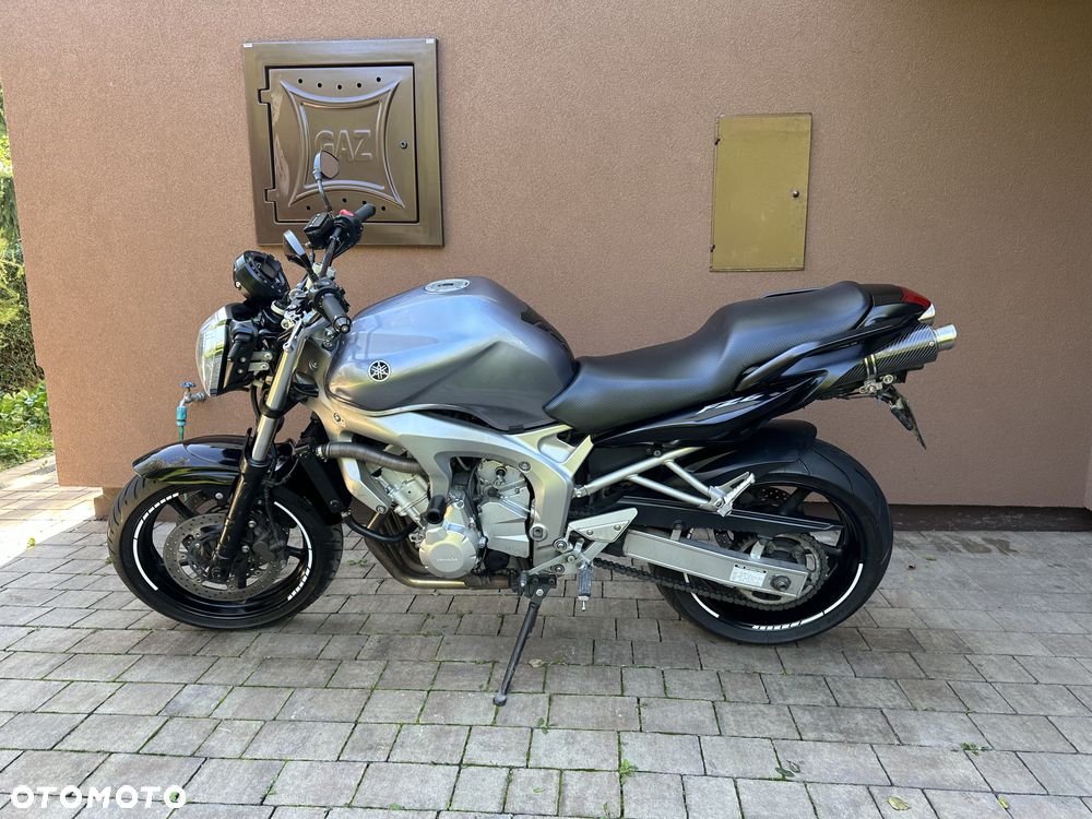 Yamaha FZ6 - 15