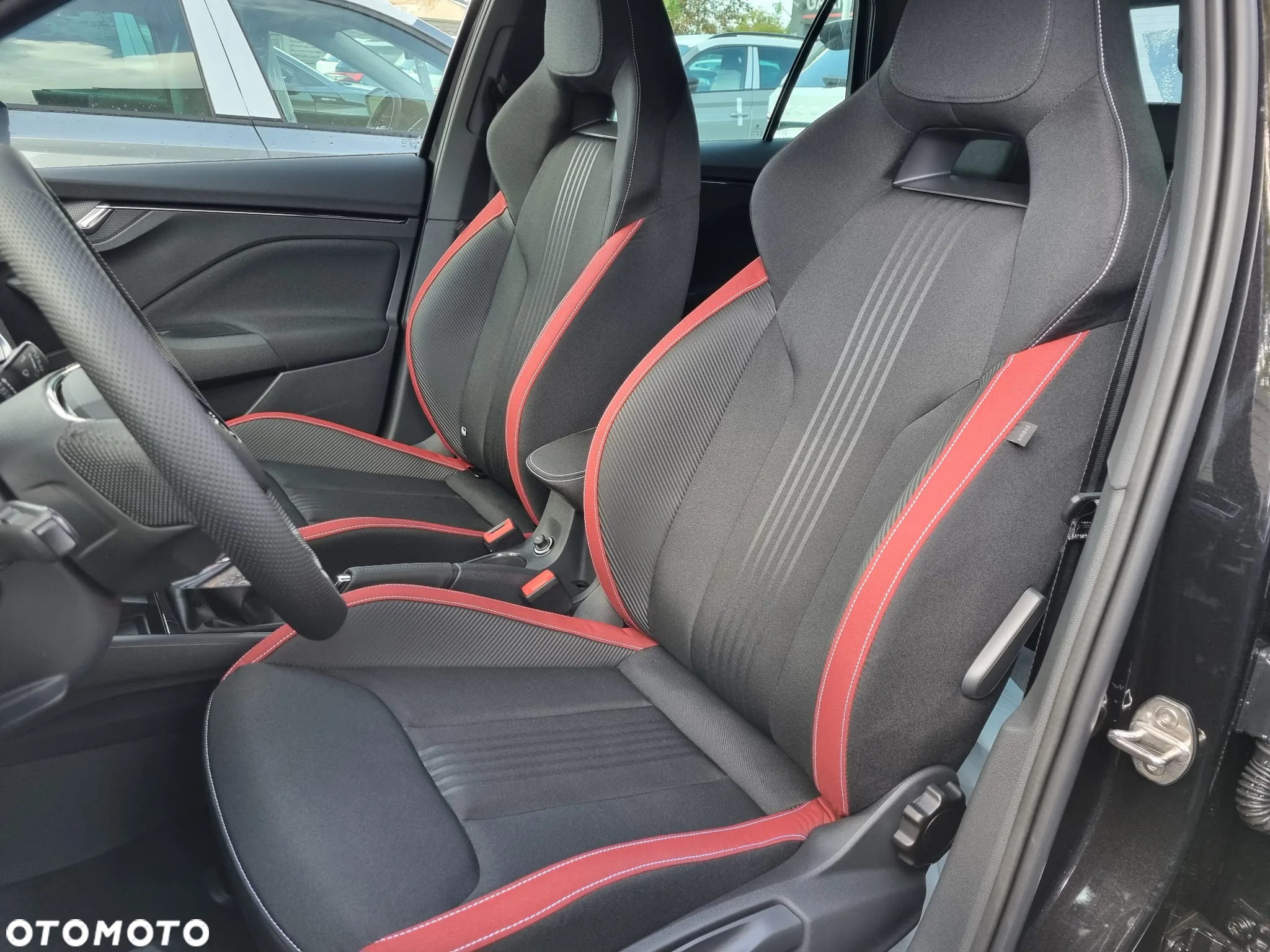 Skoda Kamiq 1.5 TSI Monte Carlo DSG - 13