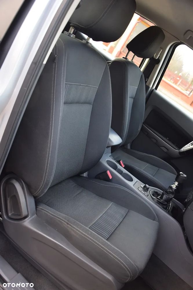 Ford Ranger XLT - 18