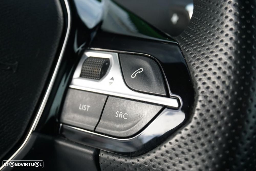 Peugeot 3008 1.5 BlueHDi GT EAT8 - 31