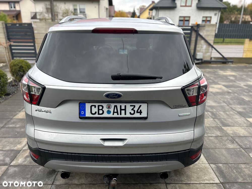 Ford Kuga 1.5 EcoBoost 2x4 Titanium - 11
