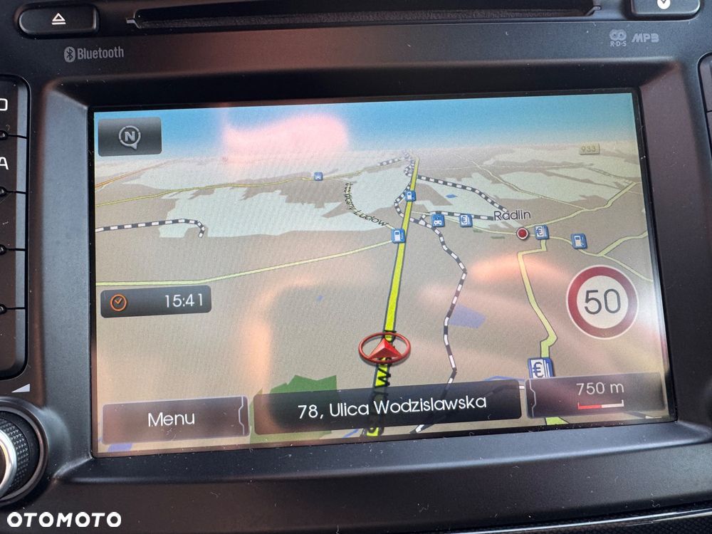 Kia Carens 2.0 GDI L - 23