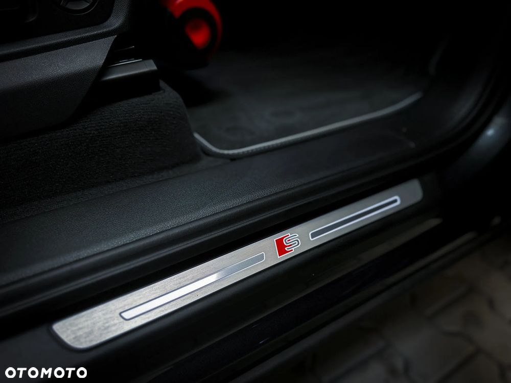 Audi Q7 - 30