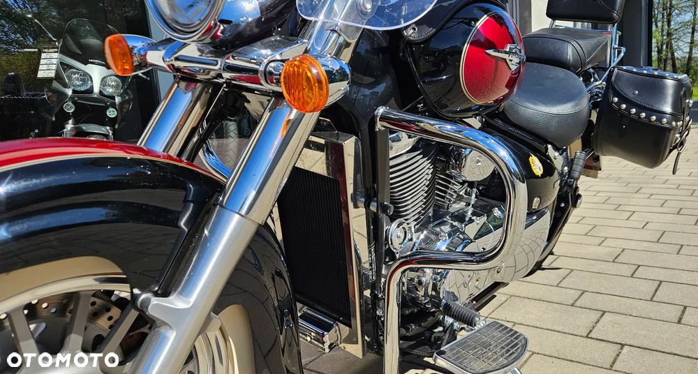 Suzuki Intruder - 5