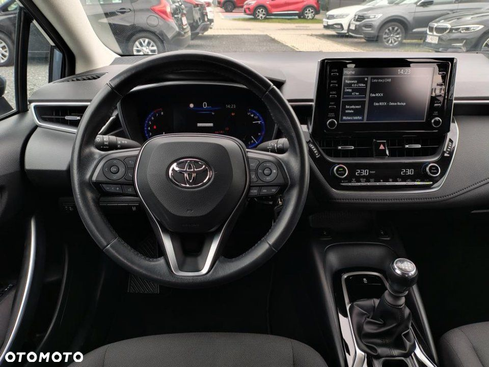 Toyota Corolla - 16