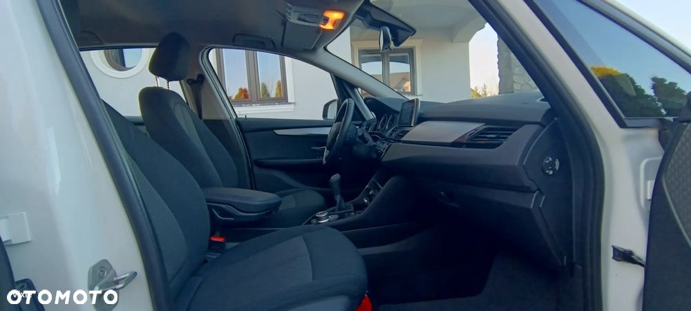 BMW Seria 2 216i GPF Advantage - 22
