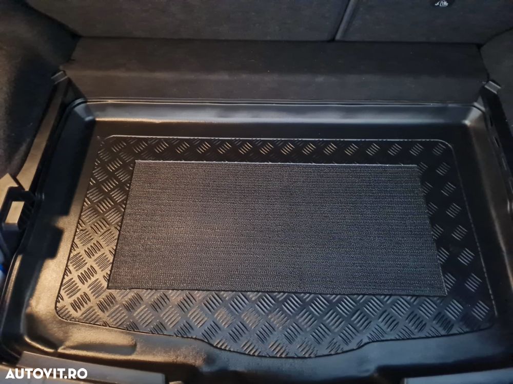 Nissan Qashqai 1.6 DCI Xtronic TEKNA - 17