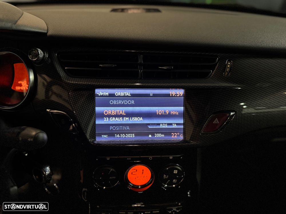Citroën DS3 1.6 HDi Airdream Sport Chic - 11