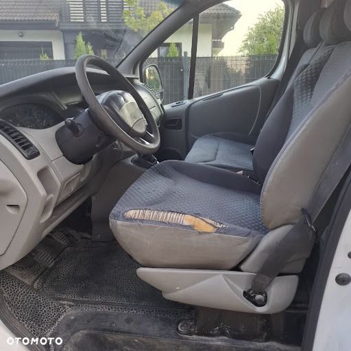 Renault TRAFIC - 7