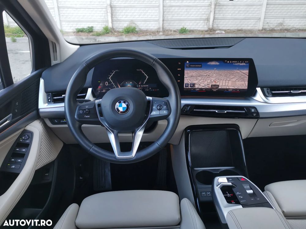BMW Seria 2 218d Aut. Luxury Line - 2