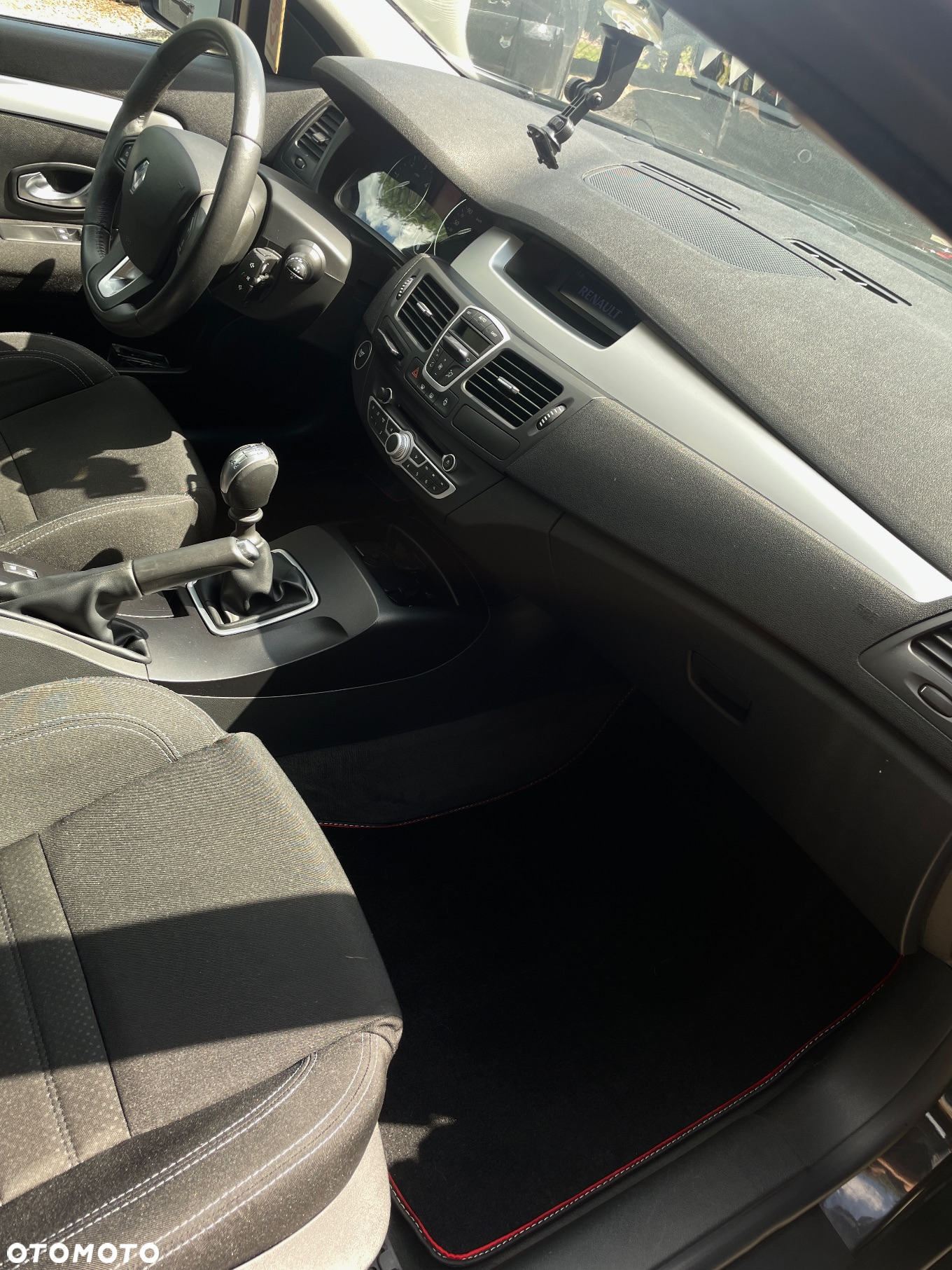 Renault Laguna - 8