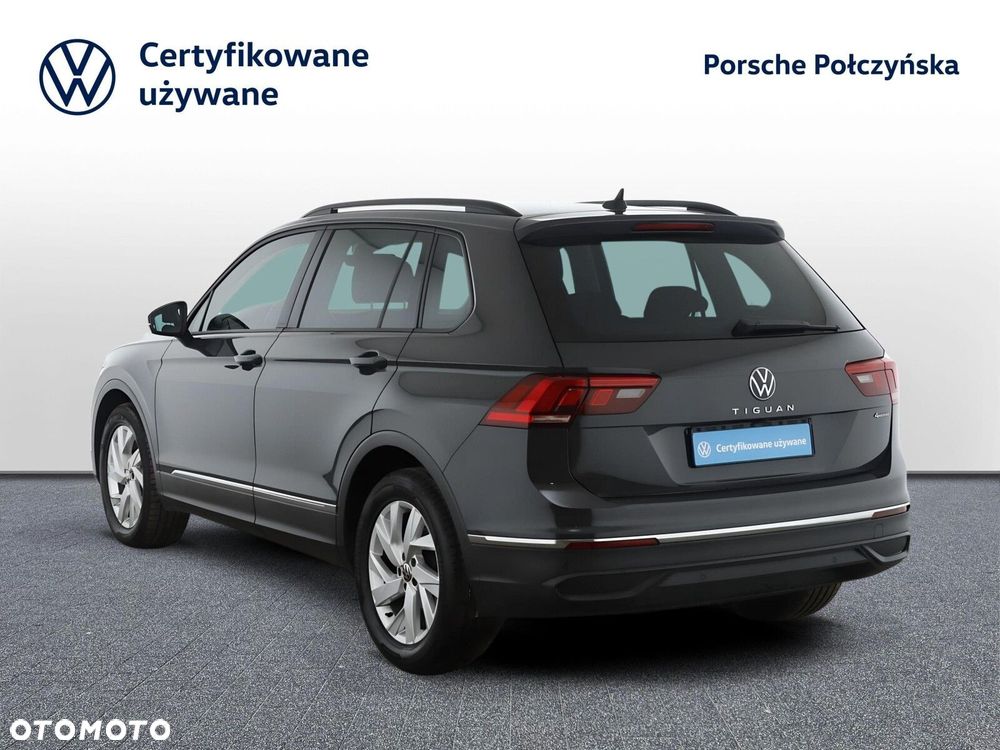 Volkswagen Tiguan - 4