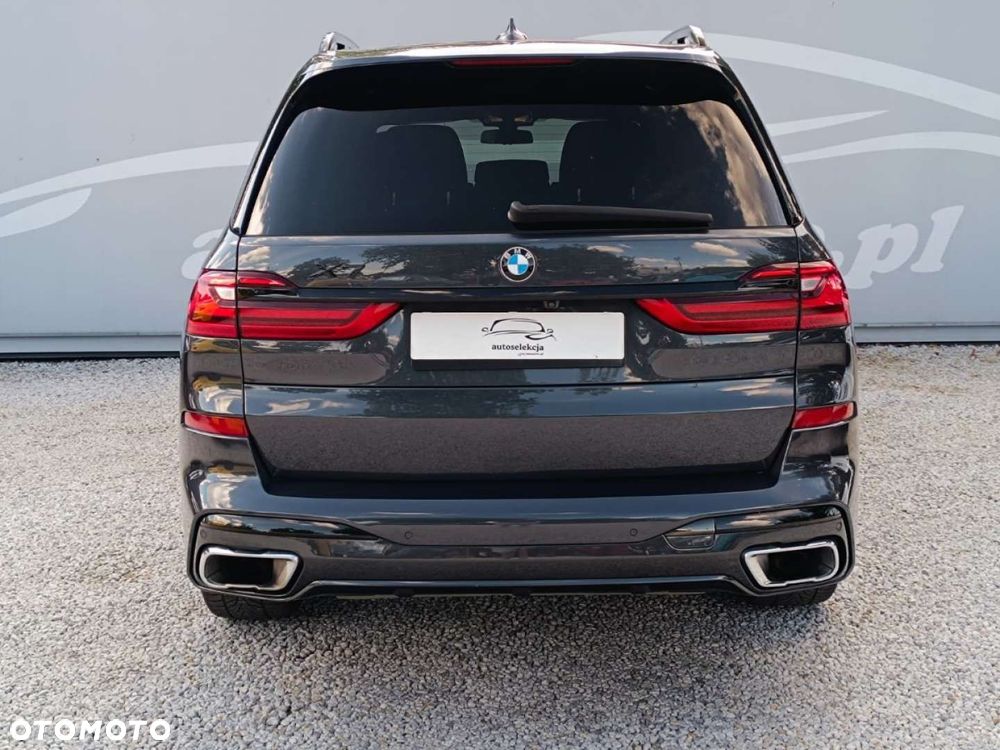 BMW X7 - 15